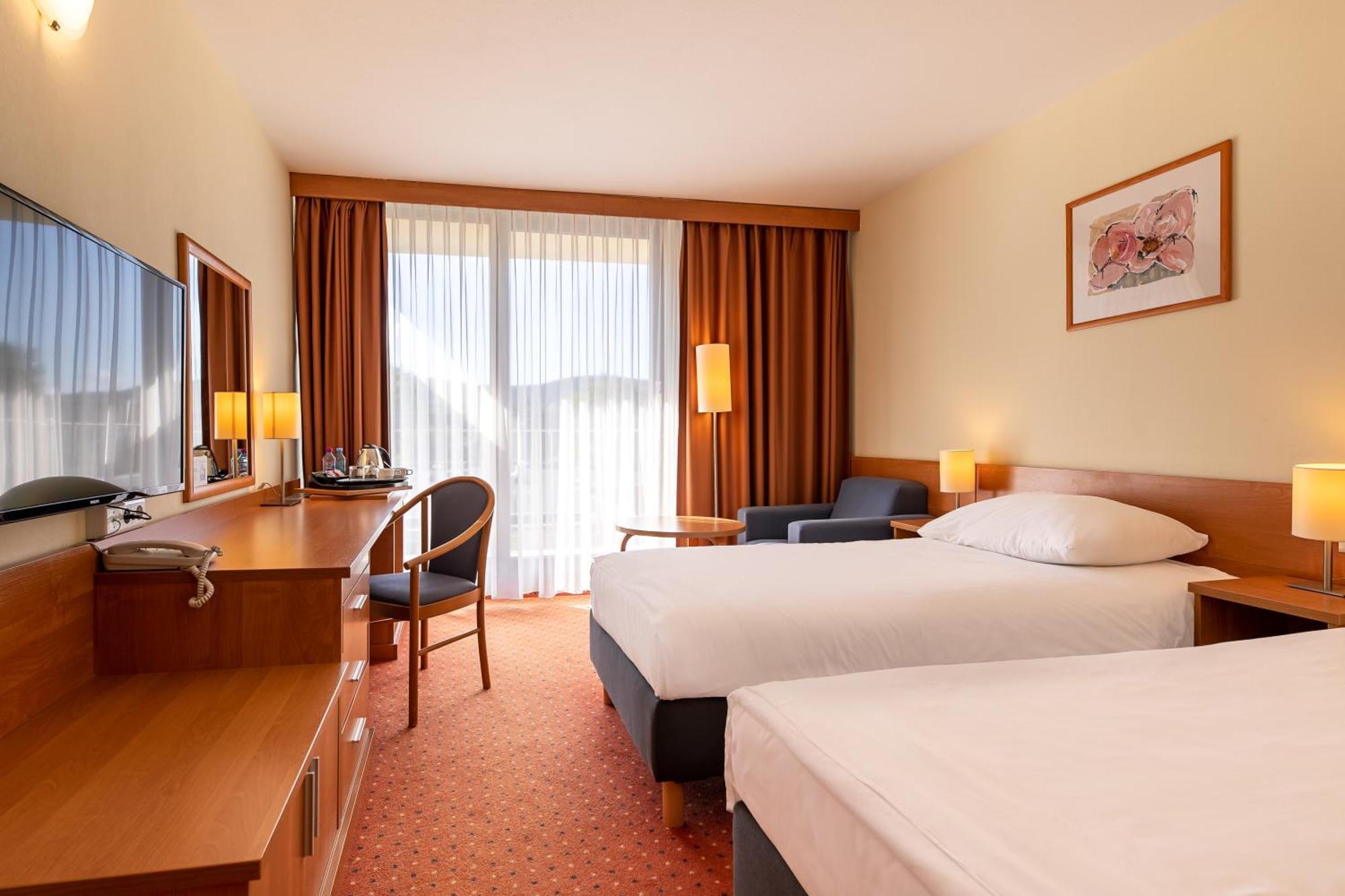 Mercure Skalny Готель Карпач